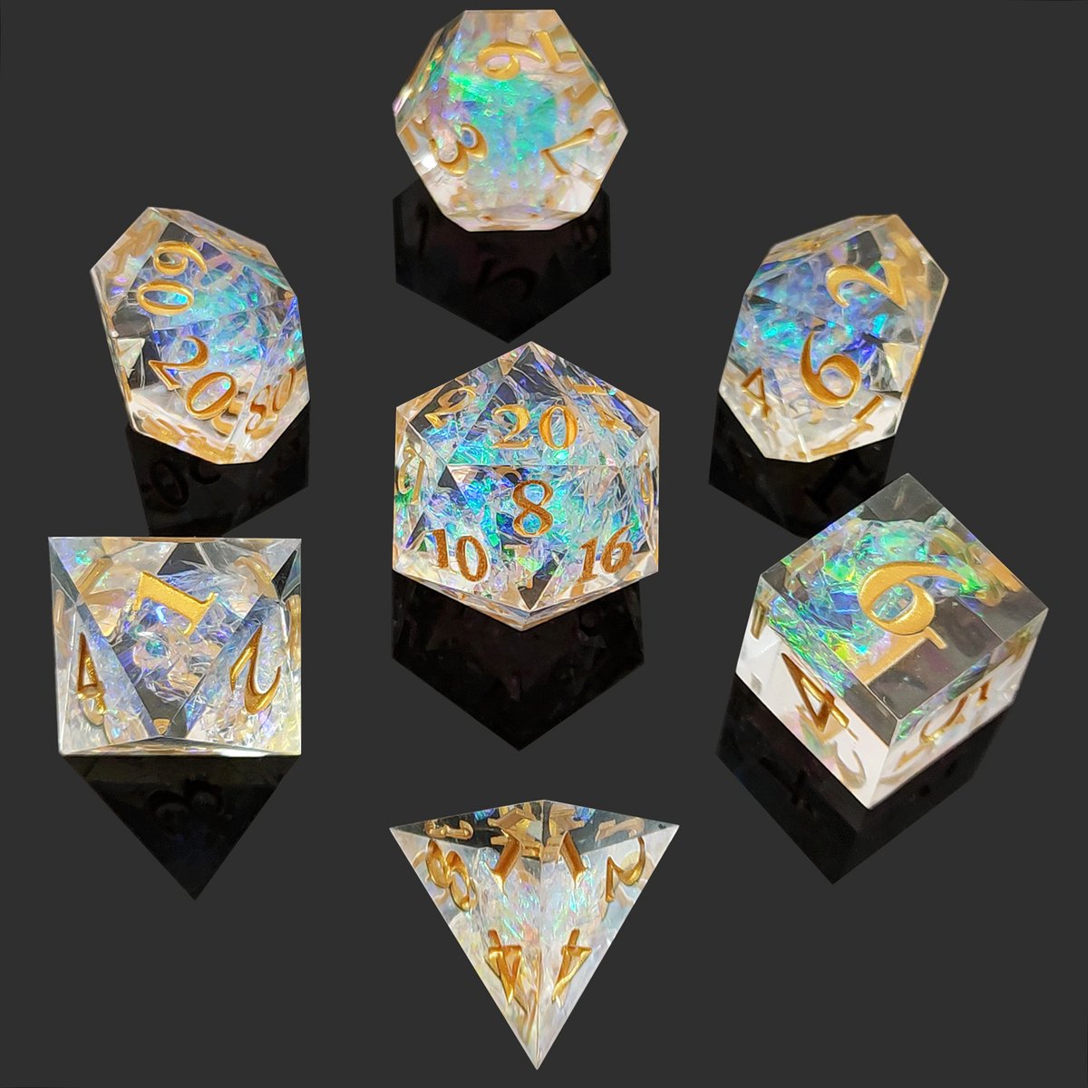 Joya Dice® Dungeons and Dragons Dobbelsteen set | Polydice DnD Dobbelstenen Set | D&D Dice set | Resin 7 stuks set | Incl Luxe Opbergdoos | Transparant | Crystal Prism Glow